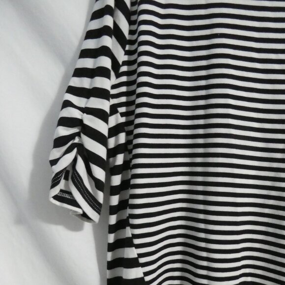 SOUTHERN LADY | medium | Striped Black and White Shirt - Picture 12 of 16